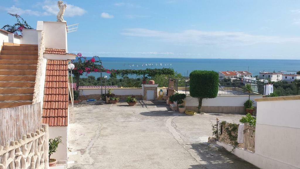 Villa Lucrezia Trilo Vieste Exterior foto